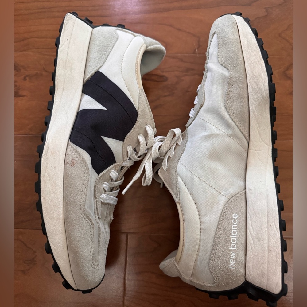 adidas Men's White and Black Sneakers